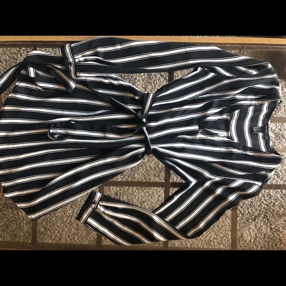 Forever21 Dress▪️▫️▪️